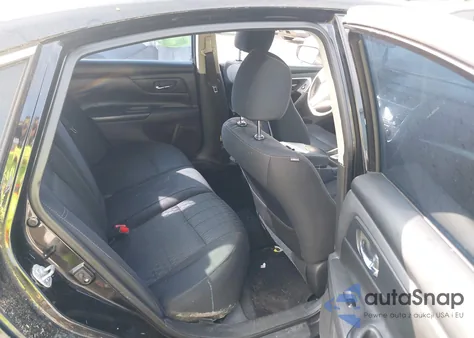 2016 Nissan Altima 2.5/2.5 S/2.5 Sl/2.5 Sr/2.5 Sv z USA, uszkodzony, nr VIN 1N4AL3AP9GC224973